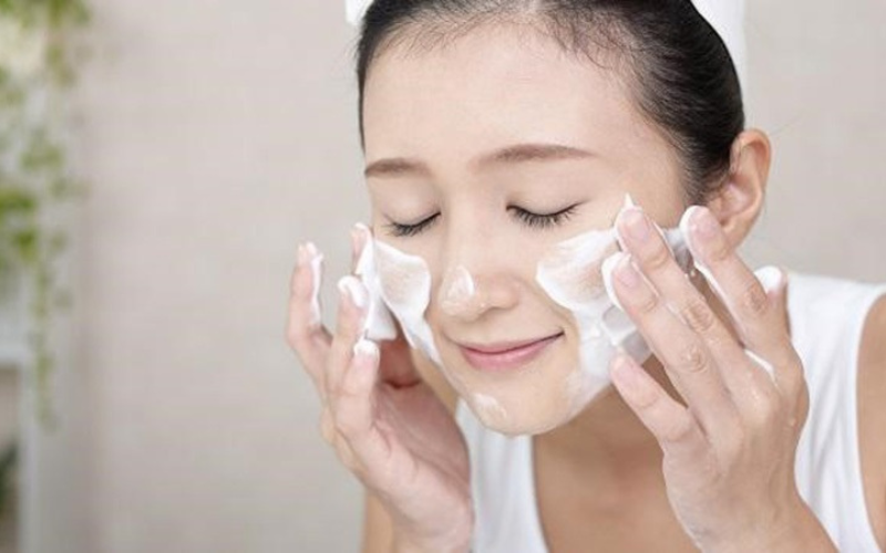 cách trị nám bằng kem đánh răng